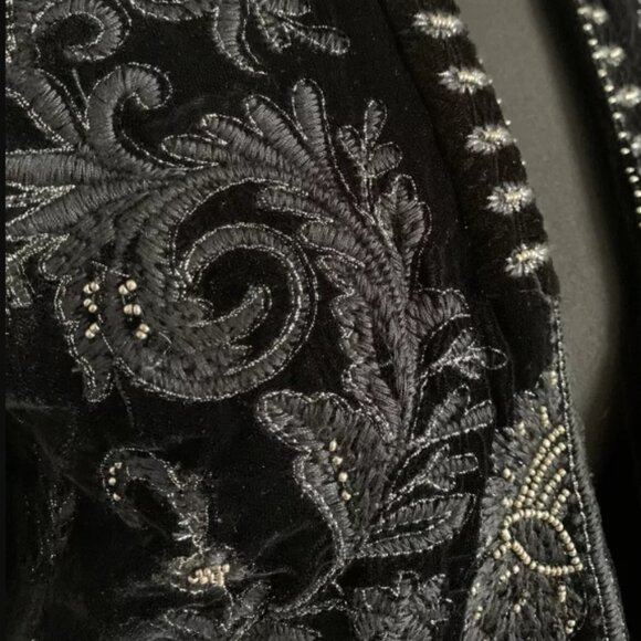 Fantasy Chiffon Ruffles Floral Embroidered Beading Black Velvet Jacket Sz M - Picture 10 of 10